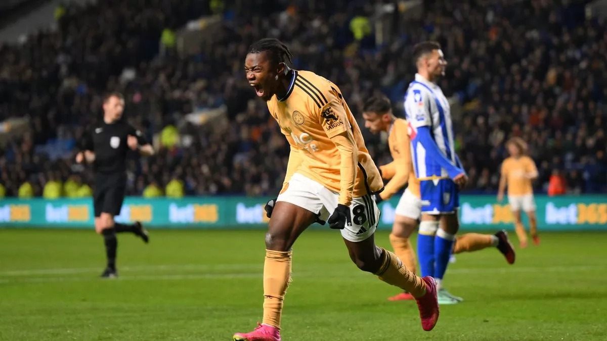 Điểm qua lực lượng các đội chơi trước giờ khai cuộc