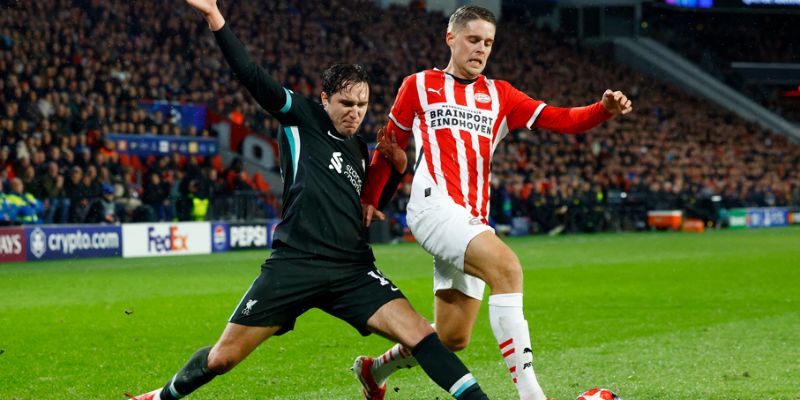 Soi Kèo Liverpool Vs PSV Eindhoven 3h00 27/11 - UEFA Champions League 2 Đánh giá Liverpool vs PSV Eindhoven qua phong độ thi đấu